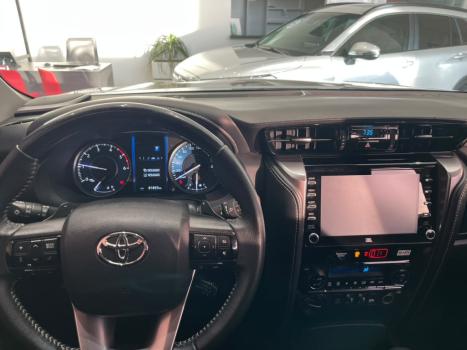TOYOTA Hilux SW4 2.8 16V 4P SRX 4X4 7 LUGARES TURBO DIESEL AUTOM�TICO, Foto 11