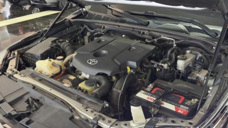 TOYOTA Hilux SW4 2.8 4P SRX 4X4 TURBO DIESEL AUTOM�TICO, Foto 18