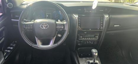 TOYOTA Hilux SW4 2.8 16V 4P SRX 4X4 7 LUGARES TURBO DIESEL AUTOM�TICO, Foto 22