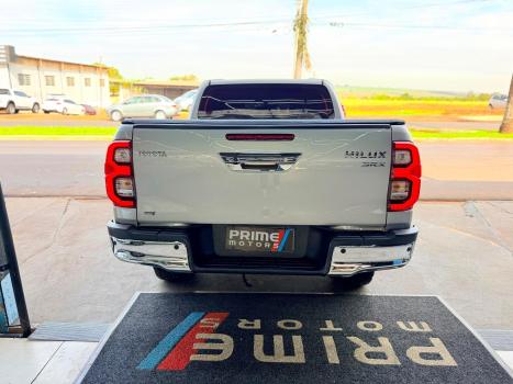 TOYOTA Hilux SW4 2.8 4P SRX 4X4 TURBO DIESEL AUTOM�TICO, Foto 10