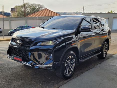 TOYOTA Hilux SW4 2.8 16V 4P SRX PLATINUM 4X4 7 LUGARES TURBO DIESEL AUTOM�TICO, Foto 4