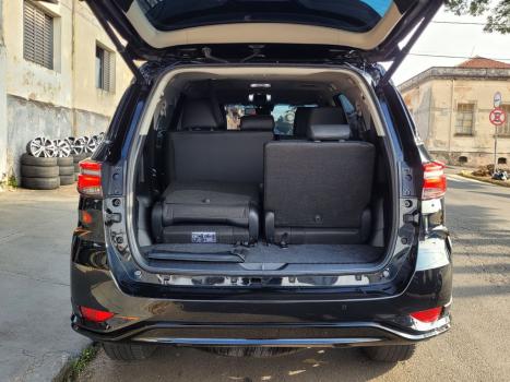 TOYOTA Hilux SW4 2.8 16V 4P SRX PLATINUM 4X4 7 LUGARES TURBO DIESEL AUTOM�TICO, Foto 13