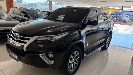 TOYOTA Hilux SW4 2.8 16V 4P SRX 4X4 7 LUGARES TURBO DIESEL AUTOM�TICO, Foto 1