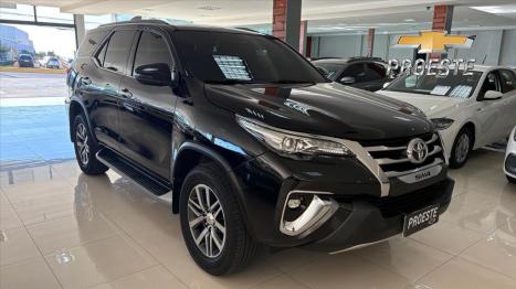 TOYOTA Hilux SW4 2.8 16V 4P SRX 4X4 7 LUGARES TURBO DIESEL AUTOM�TICO, Foto 3