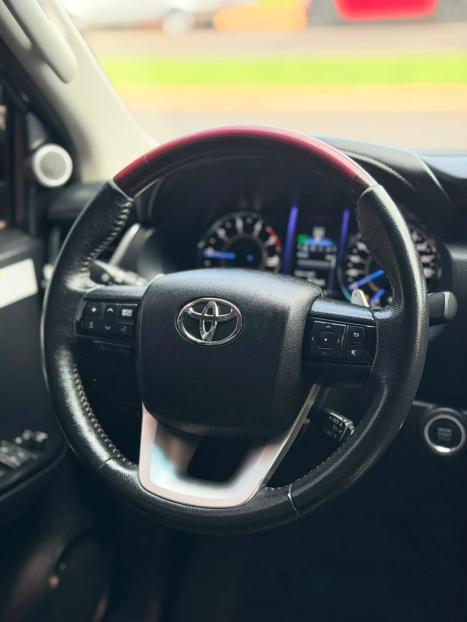 TOYOTA Hilux SW4 2.8 4P 4X4 TURBO DIESEL, Foto 11