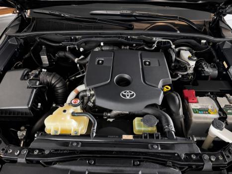 TOYOTA Hilux SW4 2.8 16V 4P SRX 4X4 7 LUGARES TURBO DIESEL AUTOM�TICO, Foto 11