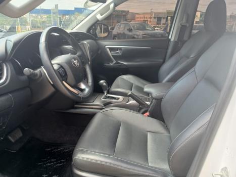 TOYOTA Hilux SW4 2.8 16V 4P SRX PLATINUM 4X4 7 LUGARES TURBO DIESEL AUTOMÁTICO, Foto 10