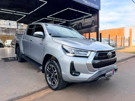 TOYOTA Hilux SW4 2.8 4P SRX 4X4 TURBO DIESEL AUTOMÁTICO, Foto 4