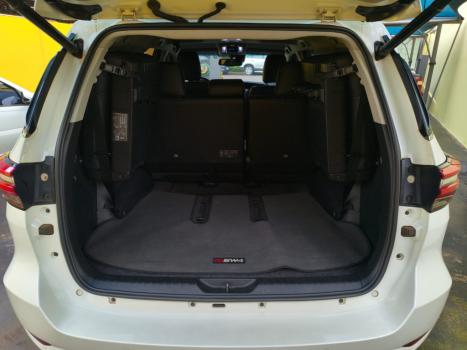 TOYOTA Hilux SW4 2.8 16V 4P SRX 4X4 7 LUGARES TURBO DIESEL AUTOMÁTICO, Foto 6