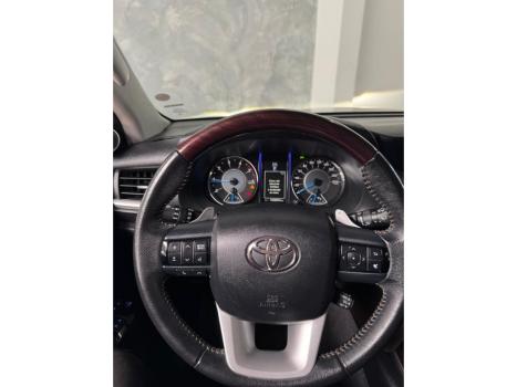 TOYOTA Hilux SW4 2.8 16V 4P SRX 4X4 7 LUGARES TURBO DIESEL AUTOMÁTICO, Foto 13