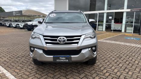 TOYOTA Hilux SW4 2.8 16V 4P SRX 4X4 7 LUGARES TURBO DIESEL AUTOMÁTICO, Foto 2