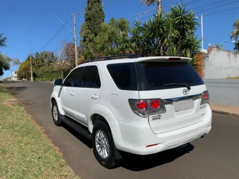 TOYOTA Hilux SW4 3.0 16V 4P SRV 4X4 TURBO DIESEL AUTOMTICO, Foto 9