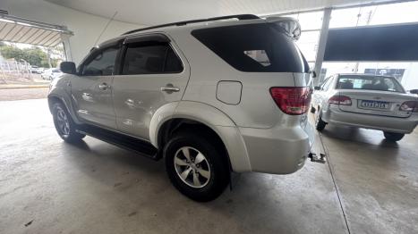 TOYOTA Hilux SW4 3.0 16V 4P SR 4X4 TURBO DIESEL AUTOMTICO, Foto 5