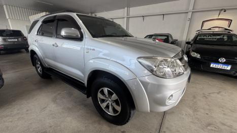 TOYOTA Hilux SW4 3.0 16V 4P SR 4X4 TURBO DIESEL AUTOMTICO, Foto 3