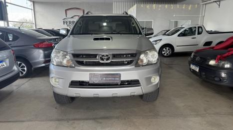 TOYOTA Hilux SW4 3.0 16V 4P SR 4X4 TURBO DIESEL AUTOMTICO, Foto 2