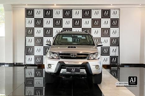 TOYOTA Hilux SW4 3.0 16V 4P SRV 4X4 TURBO DIESEL AUTOM�TICO, Foto 2