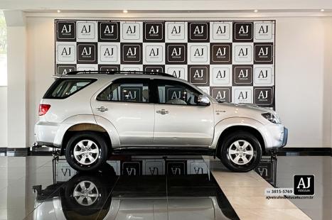 TOYOTA Hilux SW4 3.0 16V 4P SRV 4X4 TURBO DIESEL AUTOM�TICO, Foto 4