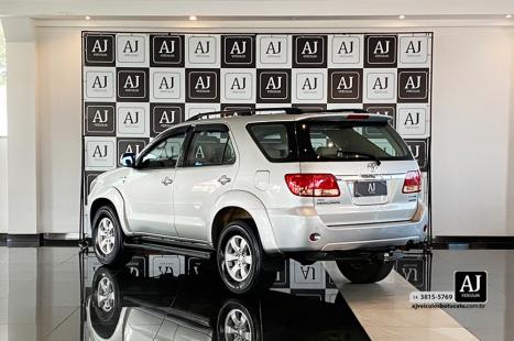 TOYOTA Hilux SW4 3.0 16V 4P SRV 4X4 TURBO DIESEL AUTOM�TICO, Foto 6