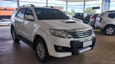 TOYOTA Hilux SW4 3.0 16V 4P SRV 4X4 TURBO DIESEL AUTOM�TICO, Foto 2