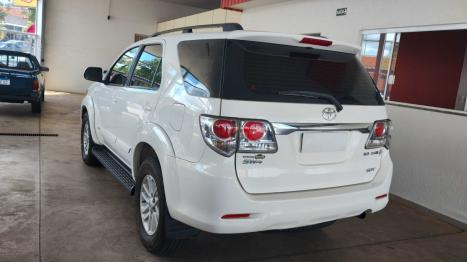 TOYOTA Hilux SW4 3.0 16V 4P SRV 4X4 TURBO DIESEL AUTOM�TICO, Foto 5