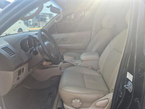 TOYOTA Hilux SW4 3.0 16V 4P SRV 4X4 TURBO DIESEL AUTOM�TICO, Foto 9