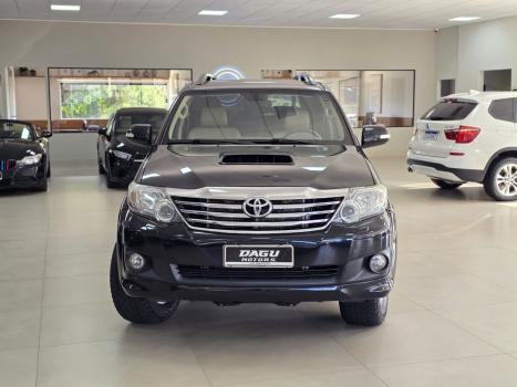 TOYOTA Hilux SW4 3.0 16V 4P SRV 4X4 7 LUGARES TURBO DIESEL AUTOM�TICO, Foto 2