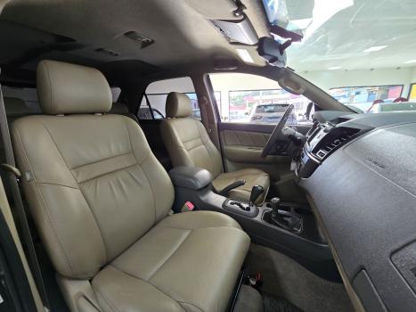 TOYOTA Hilux SW4 3.0 16V 4P SRV 4X4 7 LUGARES TURBO DIESEL AUTOM�TICO, Foto 8