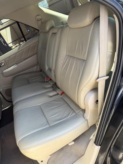 TOYOTA Hilux SW4 3.0 16V 4P SRV 4X4 TURBO DIESEL AUTOM�TICO, Foto 6