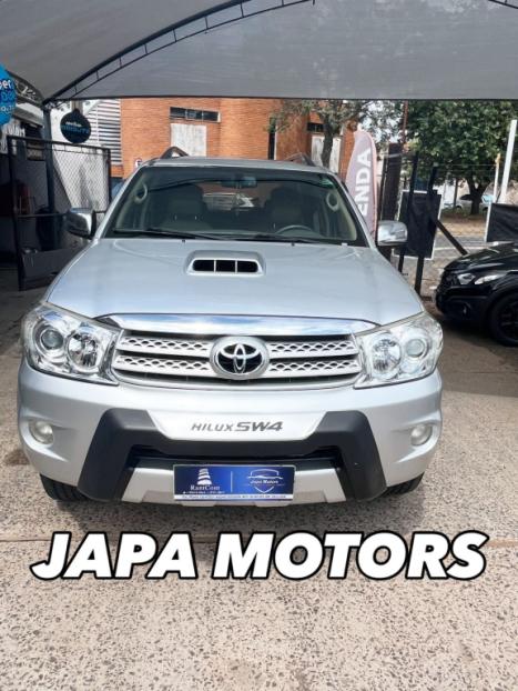 TOYOTA Hilux SW4 3.0 16V 4P SRV 4X4 7 LUGARES TURBO DIESEL AUTOM�TICO, Foto 2