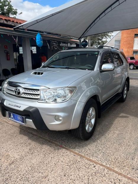 TOYOTA Hilux SW4 3.0 16V 4P SRV 4X4 7 LUGARES TURBO DIESEL AUTOM�TICO, Foto 10