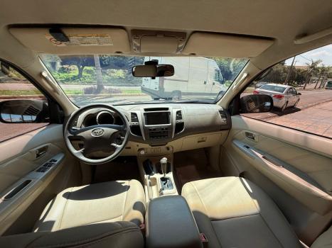 TOYOTA Hilux SW4 3.0 16V 4P SRV 4X4 7 LUGARES TURBO DIESEL AUTOM�TICO, Foto 7