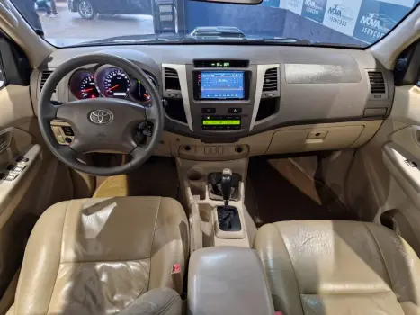 TOYOTA Hilux SW4 3.0 16V 4P SRV 4X4 TURBO DIESEL AUTOM�TICO, Foto 5