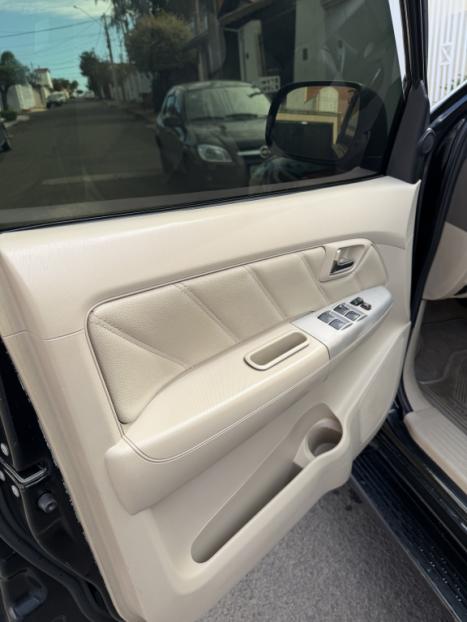 TOYOTA Hilux SW4 3.0 16V 4P 4X4 SRV TURBO DIESEL, Foto 5