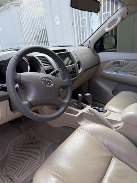 TOYOTA Hilux SW4 3.0 16V 4P 4X4 SRV TURBO DIESEL, Foto 9