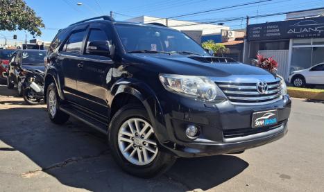 TOYOTA Hilux SW4 3.0 16V 4P SRV 4X4 TURBO DIESEL AUTOM�TICO, Foto 1