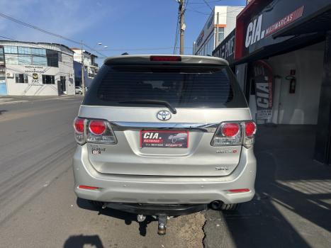 TOYOTA Hilux SW4 3.0 16V 4P SRV 4X4 7 LUGARES TURBO DIESEL AUTOM�TICO, Foto 8