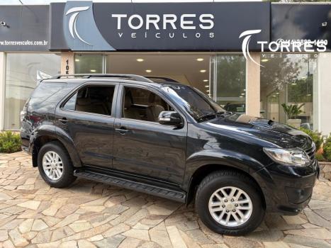 TOYOTA Hilux SW4 , Foto 1