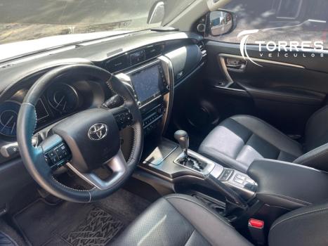 TOYOTA Hilux SW4 , Foto 5