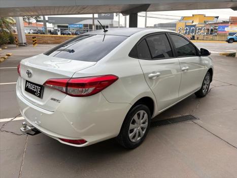 TOYOTA Yaris Hatch 1.5 16V 4P FLEX XL PLUS CONNECT MULTIDRIVE AUTOMTICO CVT, Foto 9
