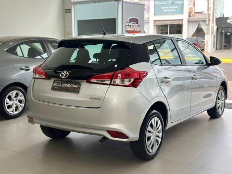 TOYOTA Yaris Hatch 1.5 16V 4P FLEX XL MULTIDRIVE AUTOMTICO CVT, Foto 5