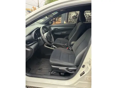 TOYOTA Yaris Hatch 1.3 16V 4P FLEX XL MULTIDRIVE AUTOM�TICO CVT, Foto 7