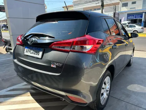 TOYOTA Yaris Hatch 1.5 16V 4P FLEX XL MULTIDRIVE AUTOM�TICO CVT, Foto 4