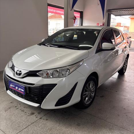 TOYOTA Yaris Hatch 1.5 16V 4P FLEX XL PLUS CONNECT MULTIDRIVE AUTOM�TICO CVT, Foto 4