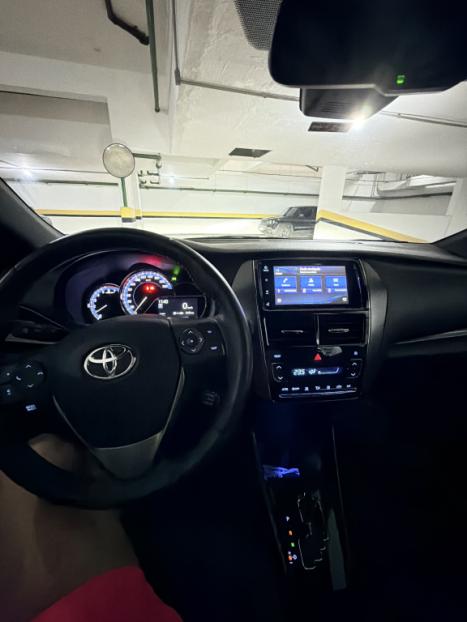 TOYOTA Yaris Hatch 1.5 16V 4P FLEX XLS CONNECT MULTIDRIVE AUTOM�TICO CVT, Foto 5