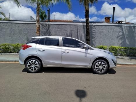 TOYOTA Yaris Hatch 1.3 16V 4P FLEX XL MULTIDRIVE AUTOM�TICO CVT, Foto 7