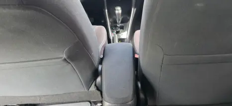 TOYOTA Yaris Hatch 1.3 16V 4P FLEX XL MULTIDRIVE AUTOM�TICO CVT, Foto 11