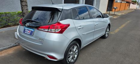 TOYOTA Yaris Hatch 1.3 16V 4P FLEX XL MULTIDRIVE AUTOM�TICO CVT, Foto 6