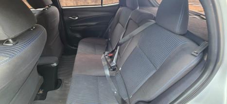 TOYOTA Yaris Hatch 1.3 16V 4P FLEX XL MULTIDRIVE AUTOM�TICO CVT, Foto 10