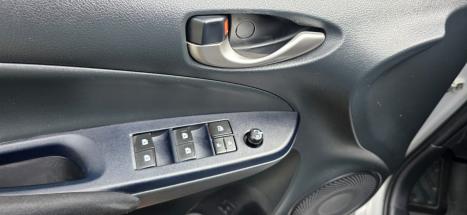 TOYOTA Yaris Hatch 1.3 16V 4P FLEX XL MULTIDRIVE AUTOM�TICO CVT, Foto 12