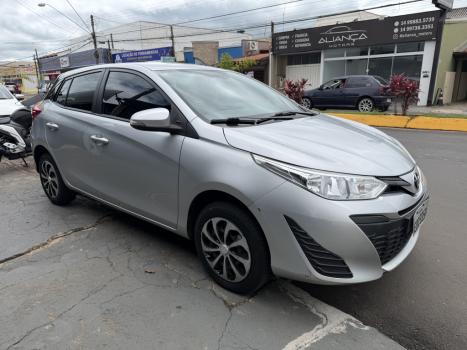 TOYOTA Yaris Hatch 1.3 16V 4P FLEX XL MULTIDRIVE AUTOM�TICO CVT, Foto 2